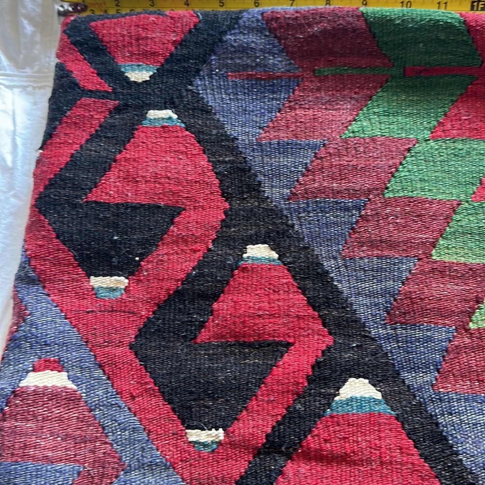 🇹🇷Turkish Kiln pillow. 18” x 30” long. Red and green are the main colors OOAK - Picture 7 of 13